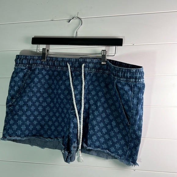 LOFT Pants - Xl loft light weight Jean shorts. MN70
